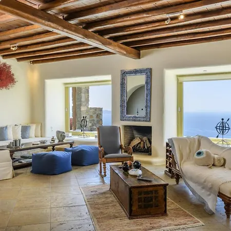 Yasmina 투를로스