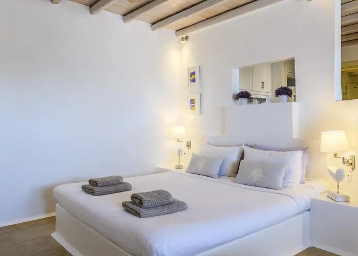 Yasmina فيلة تورلوس